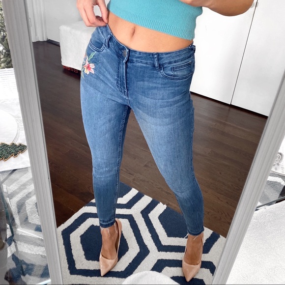 👖ESMARA SUPER SKINNY MEDIUM WAIST ANKLE DISTRESSED SKINNY JEANS! - Picture 6 of 14